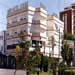 , en